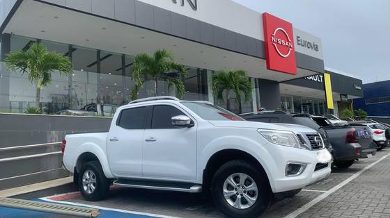 NISSAN FRONTIER 2.3 16V TURBO DIESEL SE CD 4X4 AUTOMÁTICO NISSAN FRONTIER 2.3 16V TURBO DIESEL SE CD 4X4 AUTOMÁTICO